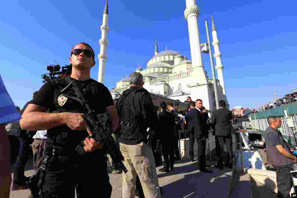 A Turkish special security force member stands during a mass funeral for the victims of a failed military coup last Friday, at Kocatepe Mosque in Ankara, Turkey, July 17, 2016.