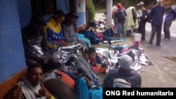 Crisis en frontera colombo - venezolana por hacinamiento de más de 7.000 migrantes venezolanos. [Foto: ONG Red humanitaria] 