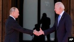 Минатата недела, американскиот претседател го обвини Путин и „неговите насилници“ за смртта на опозицискиот лидер Алексеј Навални
